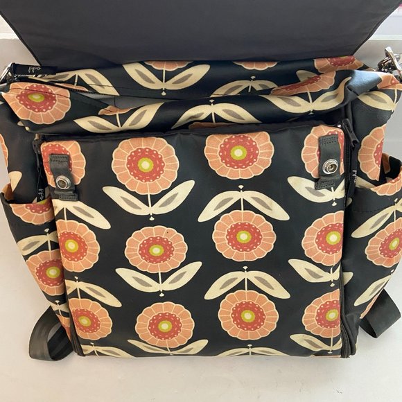Petunia Pickle Bottom Boxy Backpack Happiness In Hamburg  display picture 1
